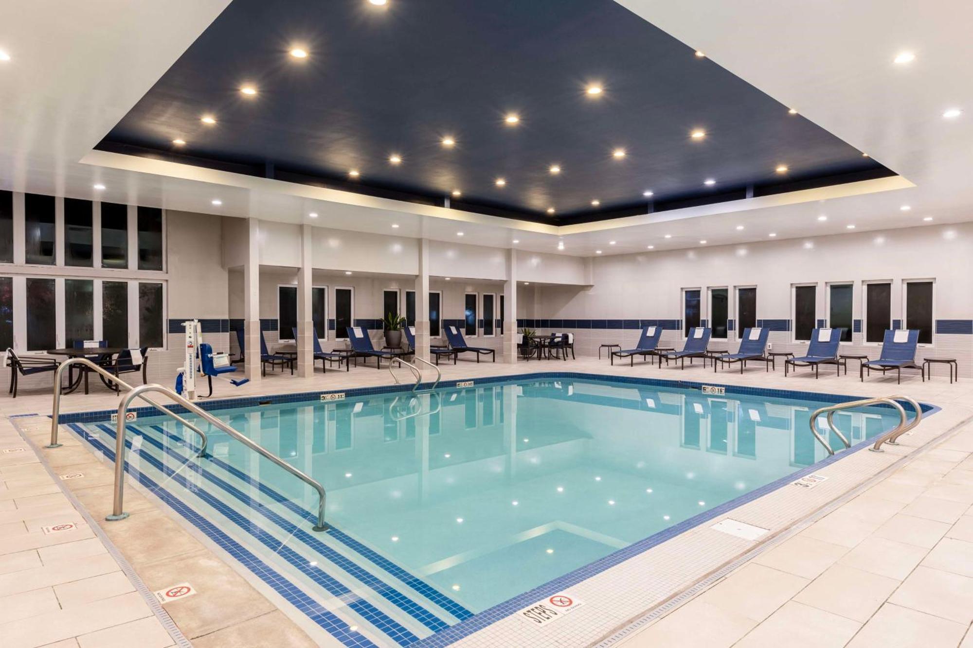 Aiden By Best Western Cape Cod - Hotel 4*